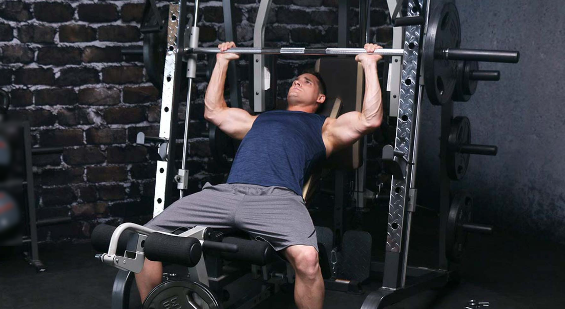 Câte metode de instruire oferă Smith Machine?